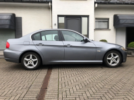 VERKOCHT  BMW 318 D  EURO 5  28/09/2009    96.643 KM