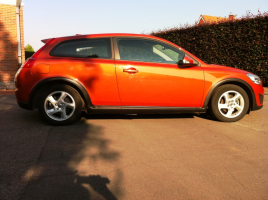 VERKOCHT  VOLVO C30 1,6 D 21/01/2012  SLECHTS 31574 KM  GEKEURD + GARANTIE