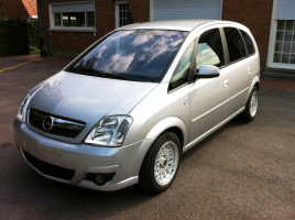 VERKOCHT  OPEL MERIVA 1,7 CDTI  09/03/2008  65807 KM  GEKEURD + GARANTIE