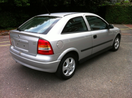 VERKOCHT  OPEL ASTRA G 1,4 BENZ  04/05/2002  56749 KM  GEKEURD + GARANTIE