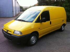 VERKOCHT  PEUGEOT EXPERT LANG  14/07/2002  94572 KM  GEKEURD + GARANTIE