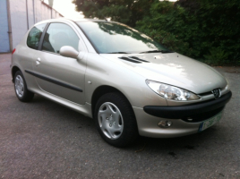 VERKOCHT  PEUGEOT 206 14/08/2005  64582 KM BENZINE  GEKEURD + GARANTIE