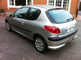 VERKOCHT  PEUGEOT 206 14/08/2005  64582 KM BENZINE  GEKEURD + GARANTIE