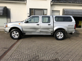 VERKOCHT  NISSAN NAVARA PICK-UP 