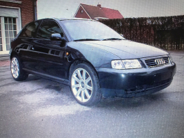 VERKOCHT  AUDI A3  1,9 TDI 07/04/1999    69843 KM 18&quot; VELGEN  GEKEURD + GARANTIE