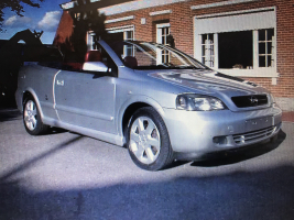 VERKOCHT  OPEL ASTRA CABRIOLET 2,2DTI LEDER NAVI  24/10/2004   93479 KM