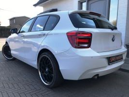 BMW 114 I BENZINE  24/07/2012  SLECHTS 84060 KM GEKEURD + GARANTIE