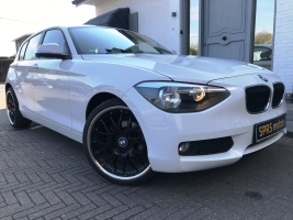 BMW 114 I BENZINE  24/07/2012  SLECHTS 84060 KM GEKEURD + GARANTIE