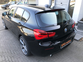 BMW  116 I BENZINE  12/2015  SLECHTS 32824 KM  GEKEURD + GARANTIE