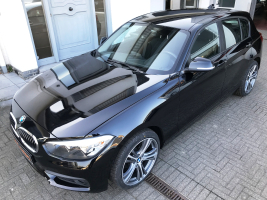 BMW  116 I BENZINE  12/2015  SLECHTS 32824 KM  GEKEURD + GARANTIE