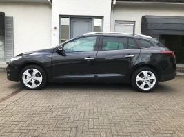 RENAULT MEGANE 1,9DCI 130PK  16/04/2010  EURO 5  GEKEURD