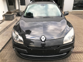 RENAULT MEGANE 1,9DCI 130PK  16/04/2010  EURO 5  GEKEURD