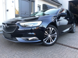 OPEL INSIGNIA BENZINE AUTOMAAT FULL OPTION  96.937 KM  BJ 2019