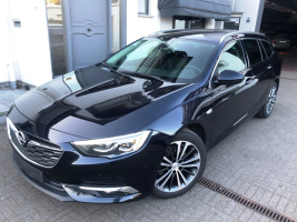 OPEL INSIGNIA BENZINE AUTOMAAT FULL OPTION  96.937 KM  BJ 2019