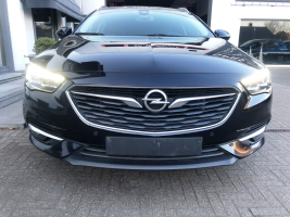 OPEL INSIGNIA BENZINE AUTOMAAT FULL OPTION  96.937 KM  BJ 2019