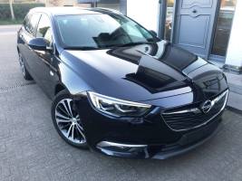 OPEL INSIGNIA BENZINE AUTOMAAT FULL OPTION  96.937 KM  BJ 2019