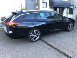 OPEL INSIGNIA BENZINE AUTOMAAT FULL OPTION  96.937 KM  BJ 2019