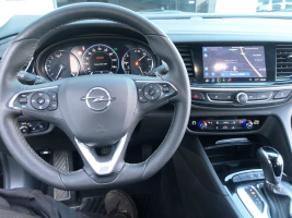 OPEL INSIGNIA BENZINE AUTOMAAT FULL OPTION  96.937 KM  BJ 2019