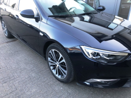 OPEL INSIGNIA BENZINE AUTOMAAT FULL OPTION  96.937 KM  BJ 2019