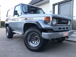 VERKOCHT TOYOTA LANDCRUISER  4,2 DIESEL   09/12/1993  SLECHTS 119.251 KM