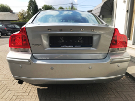 VERKOCHT  VOLVO S60 BENZINE FULL OPTION 06/03/2009  103817 KM  GEKEURD + GARANTIE