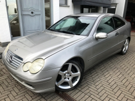 VERKOCHT  MERCEDES C180  BENZINE COUPE  17/02/2005  154260 KM