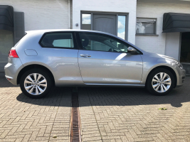 VOLKSWAGEN GOLF 7  BENZINE  28/06/2013