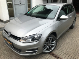 VOLKSWAGEN GOLF 7  BENZINE  28/06/2013