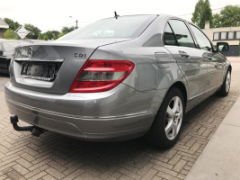 VERKOCHT MERCEDES C200 CDI 06/08/2008  153120 KM  OVERNAME ONGEVALWAGEN VOOR HANDELAAR