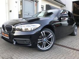 BMW 118 I BENZINE  27/03/2015  61546 KM  GEKEURD + GARANTIE 14250 EURO