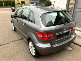 MERCEDES B 180 CDI AUTOMAAT HALF LEDER / NAVI / AIRCO 28/02/2011   137.052 KM