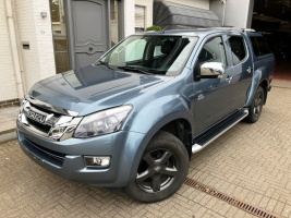 ISUZU D-MAX PICK-UP FULL OPTION  83.170 KM  BJ 2016