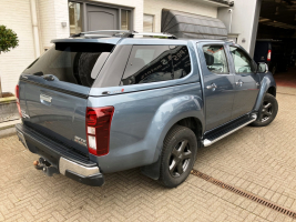 ISUZU D-MAX PICK-UP FULL OPTION  83.170 KM  BJ 2016