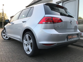 VOLKSWAGEN GOLF 7 1,2 BENZINE 5 DEURS  04/04/2014  89841 KM  GEKEURD + GARANTIE !