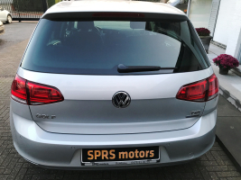 VOLKSWAGEN GOLF 7 1,2 BENZINE 5 DEURS  04/04/2014  89841 KM  GEKEURD + GARANTIE !