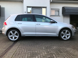 VOLKSWAGEN GOLF 7 1,2 BENZINE 5 DEURS  04/04/2014  89841 KM  GEKEURD + GARANTIE !