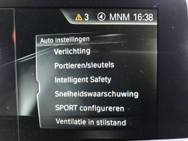 BMW M2  370 PK PRACHTWAGEN  SLECHTS 8,821 KM + GARANTIE