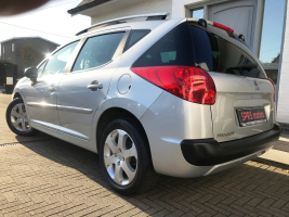 PEUGEOT 207 SW 1,6HDI  AIRCO / PANORAM.DAK 24/09/2010  97.045 KM