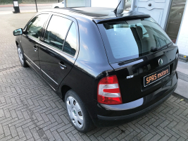 SKODA FABIA 1,2 MPI  BENZINE  SLECHTS 91.883 KM   2550 EURO  GEKEURD