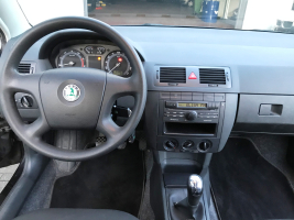 SKODA FABIA 1,2 MPI  BENZINE  SLECHTS 91.883 KM   2550 EURO  GEKEURD