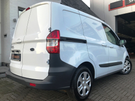 FORD TRANSIT  LICHTE VRACHT  04/05/2018  SLECHTS  13.657 KM !