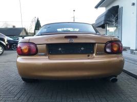 VERKOCHT  MAZDA MX5  MIATA  15/02/2001   93.807 KM  GEKEURD + GARANTIE