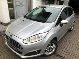 FORD FIESTA 1,0 BENZINE NIEUW MODEL /GEKEURD / 07/11/2013