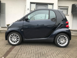 SMART forTwo  LEDER / AIRCO / ALU / PANORAM DAK / VERW.ZETELS  SLECHTS 63.828 KM