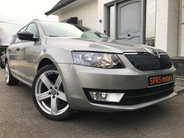 SKODA OCTAVIA  10/11/2015   110.400 KM GEKEURD VR VERKOOP