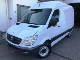 MERCEDES SPRINTER VERHOOGD 26/03/2010   158.118 KM  6950 + BTW