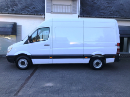 MERCEDES SPRINTER VERHOOGD 26/03/2010   158.118 KM  6950 + BTW