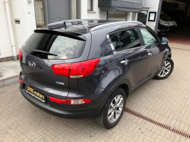 KIA SPORTAGE  23/06/2015  56.178 KM 1,7 CRDI  FULL OPTION LEDER / NAVI / PDC / CRUISE / ...