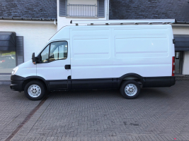 IVECO DAILY 35S15 VERHOOGD + DAKREK + SLECHTS 117.495 KM  BJ 2013  EURO 5  8513 EURO NETTO