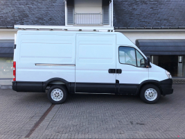 IVECO DAILY 35S15 VERHOOGD + DAKREK + SLECHTS 117.495 KM  BJ 2013  EURO 5  8513 EURO NETTO